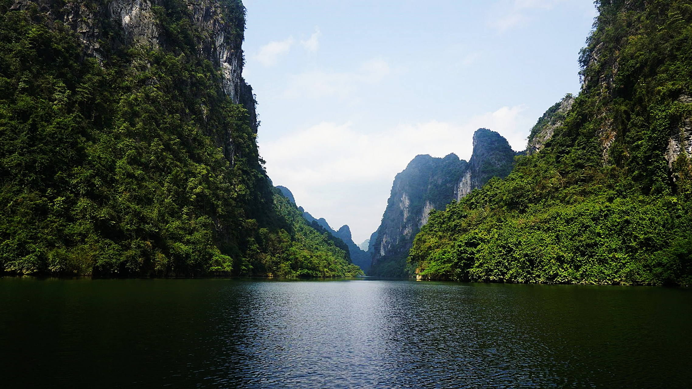 大新黑水河图片