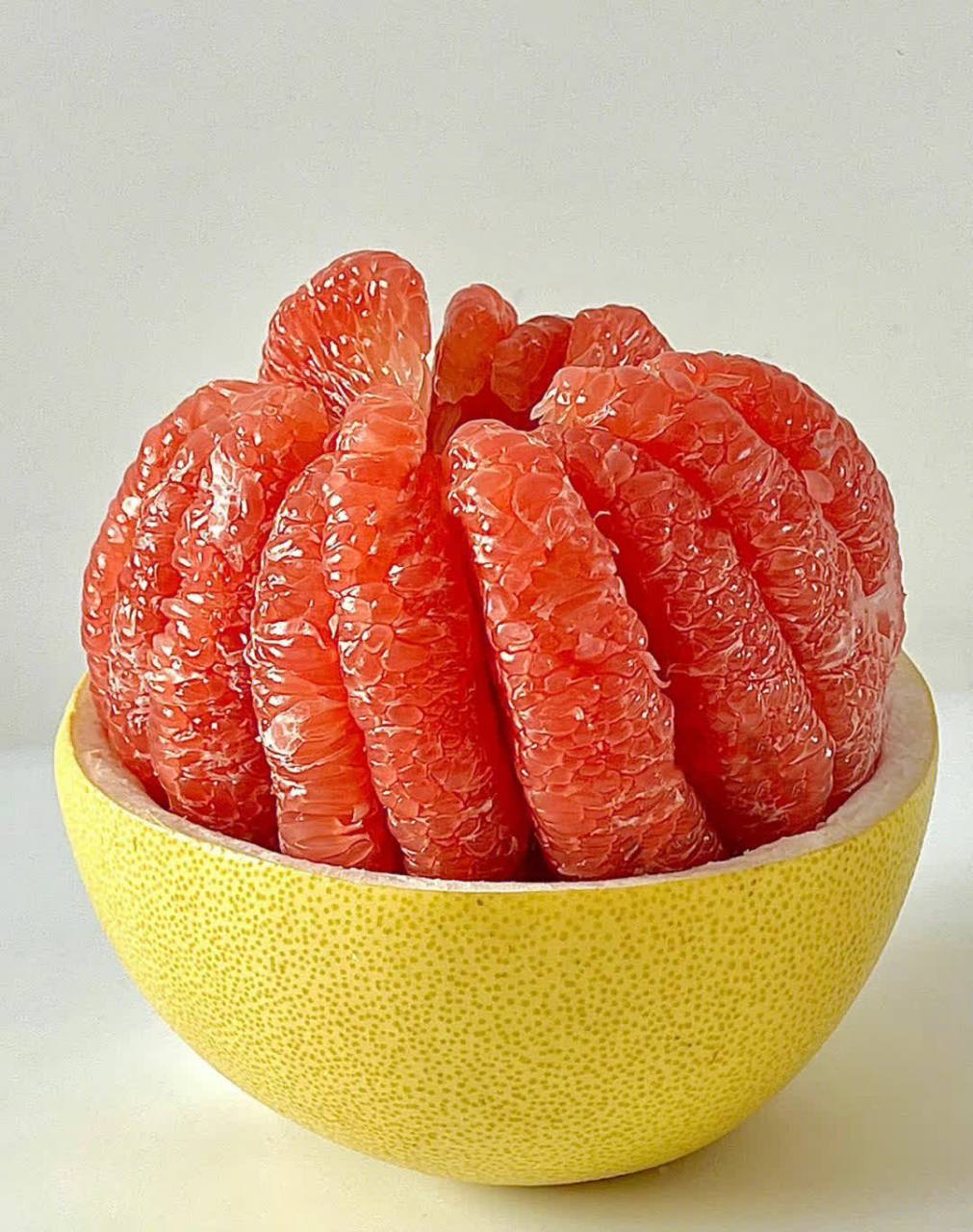 葡萄柚怎么去皮?[坏笑][三哈][坏笑]