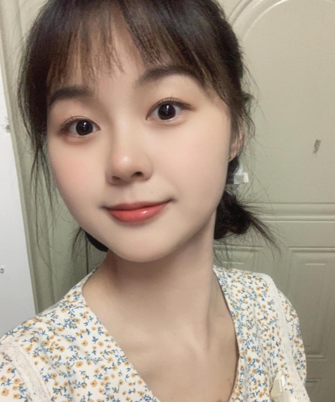 网友:像我这种长相普通的女孩,会有人喜欢吗?