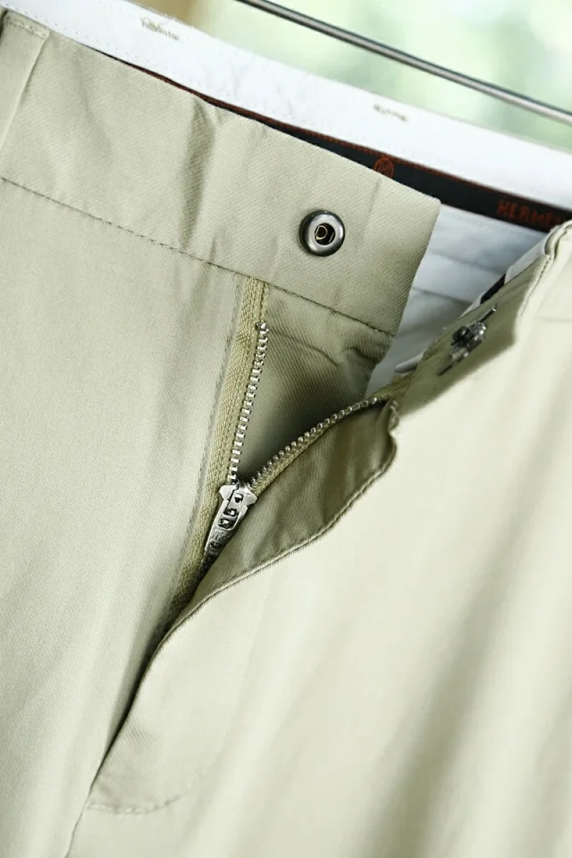 今日分享:爱马仕西裤微弹力面料 随意百搭 久洗不变形 不变色 经过