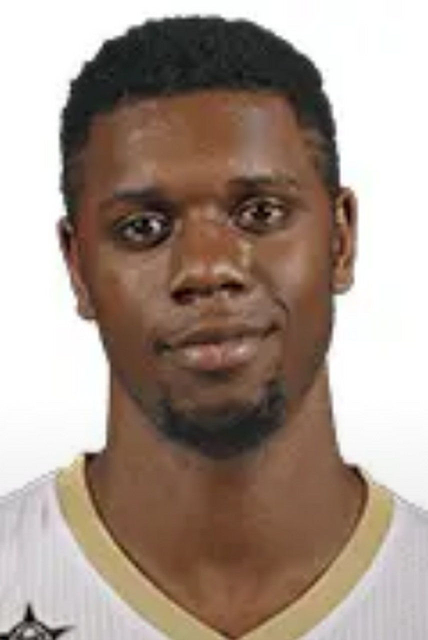 泰伦斯·琼斯职业生涯之最: 最高得分:36分 最高篮板:17个 最高助攻:6