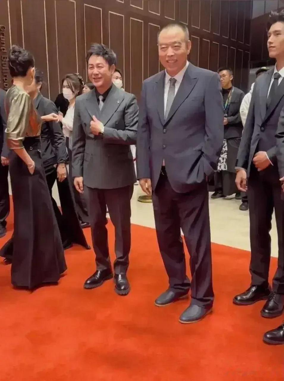 【一个推人(馒头)引发的血案】【实话实说,陈开哥