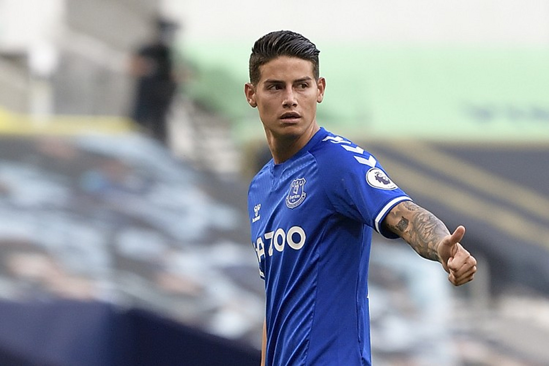 记者:ac米兰求购j罗报价1000万欧元加奖金 来自记者消