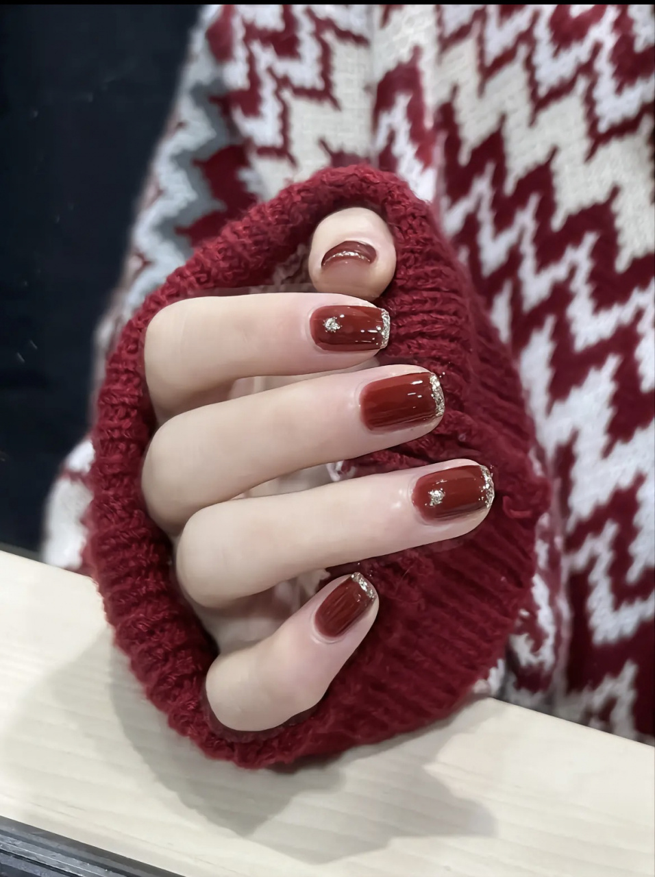 奶油甜心   秋冬纯欲温柔美甲 显白冰茶色 冰茶冻透色做腮红也太温柔