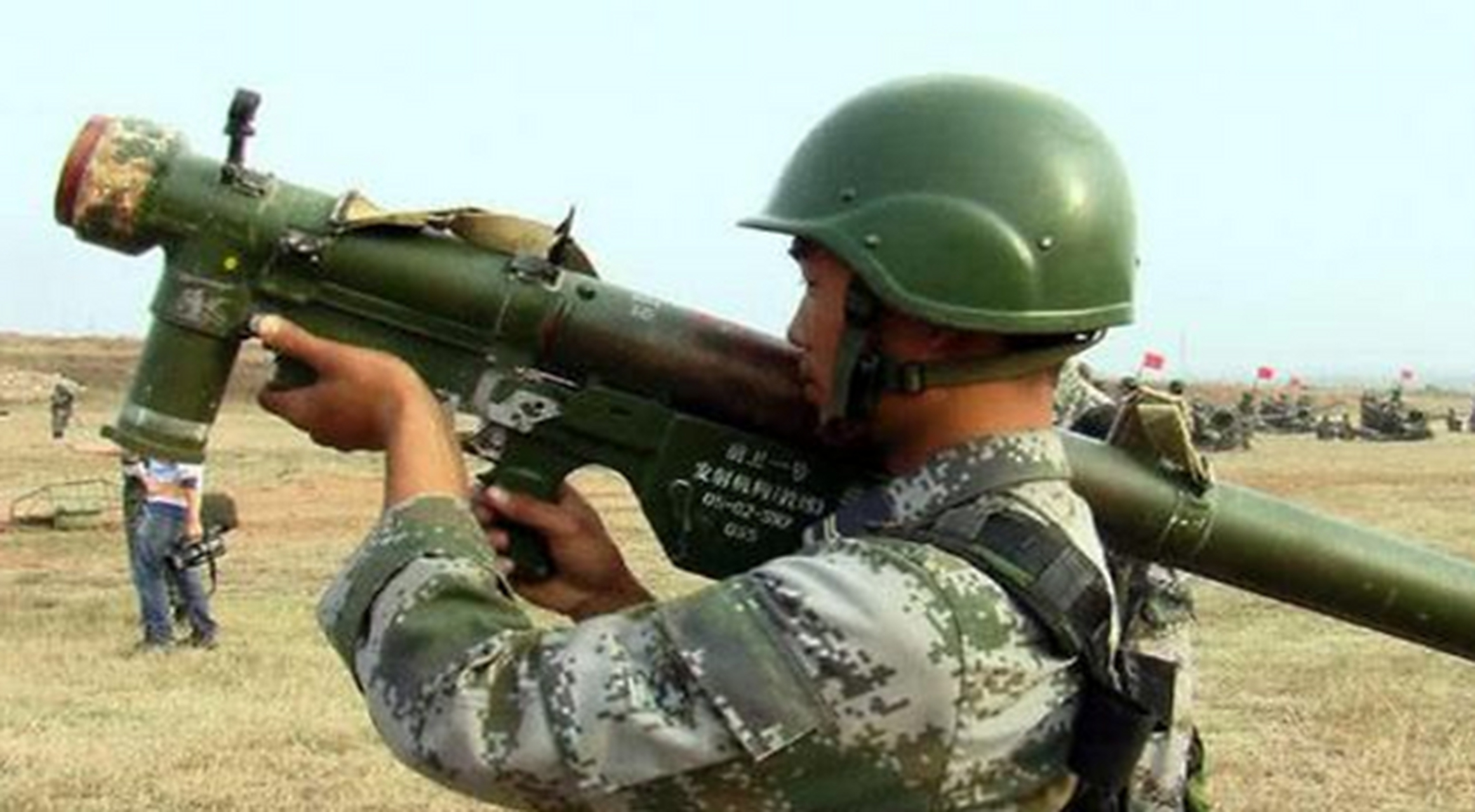 发现即摧毁,中国单兵防空导弹5秒锁定目标,能击落美国巡航导弹  红缨