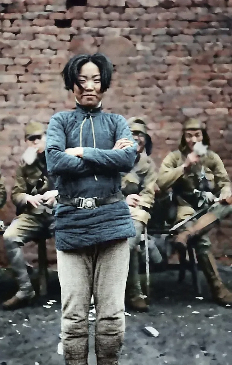 女兵"的成本华,1938年初日本侵略者侵入安徽省和县,成本华指挥战斗