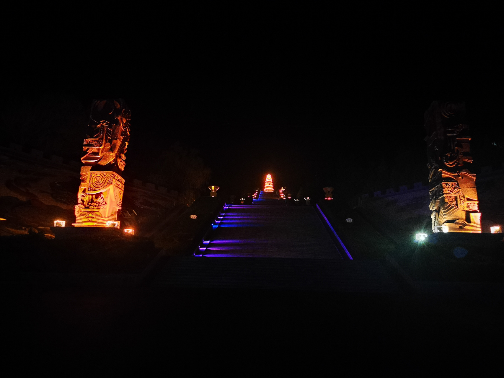 文笔塔,偏关县城.