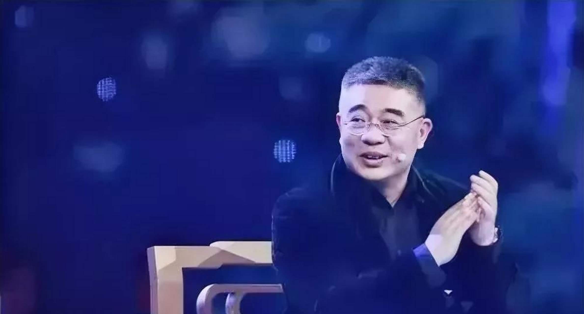 大家发现这个现象了吗 复旦大学教授钱文忠说:我们的社会已经有了严重