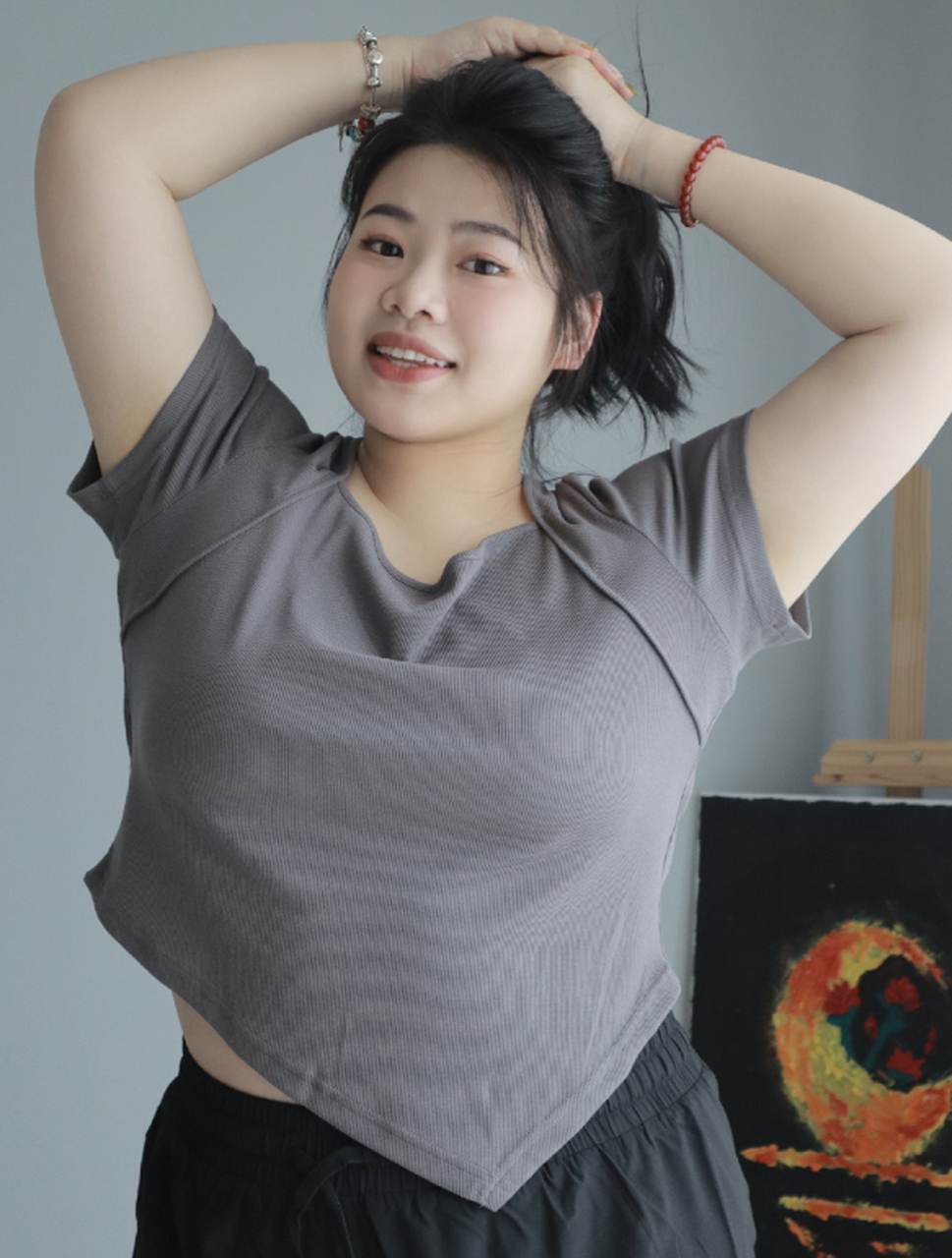 胖胖女孩穿搭来袭~ 谁说胖女孩就不能美美的出街