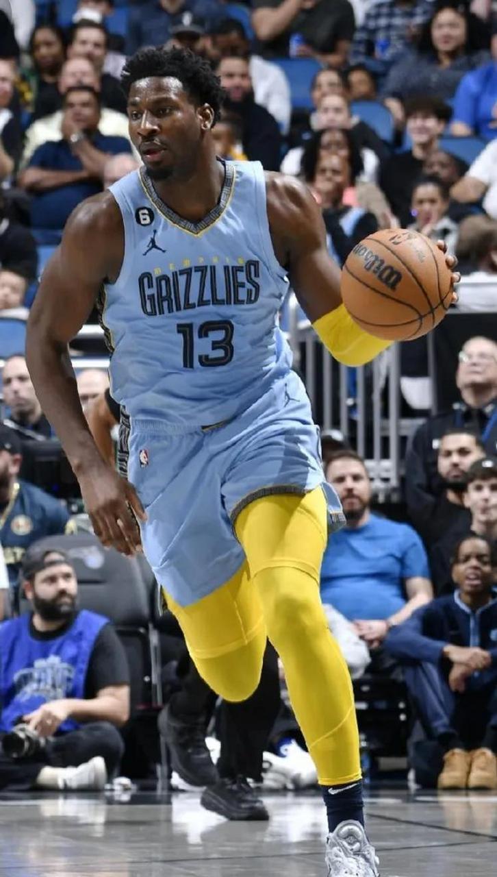 灰熊的贾伦杰克逊简直就是曾经加强版而且会投三分的希伯特呀,得分是