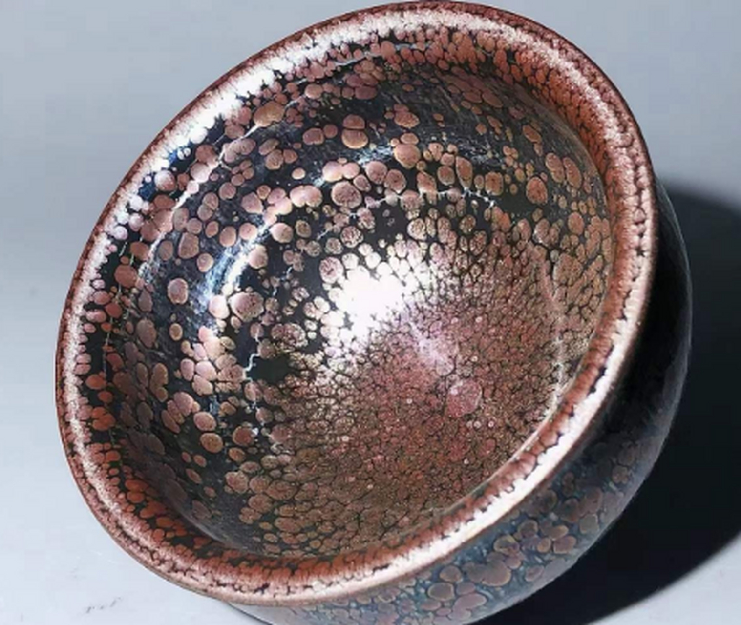 点击头像看直播##收藏##建窑建盏# 彩金油滴圆润饱满,大小均匀,油滴