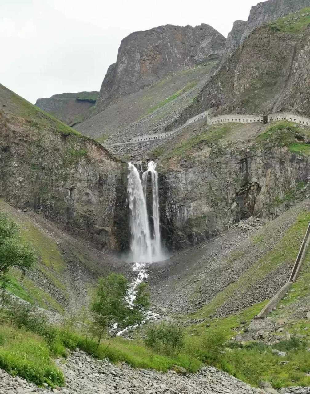 人这一辈子子会遇到很多事,很多人,懂得适可而止,及时调整自己的状态