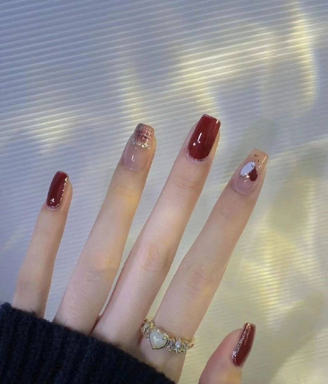 美甲|太显白了~2023适合黄黑皮做的美甲