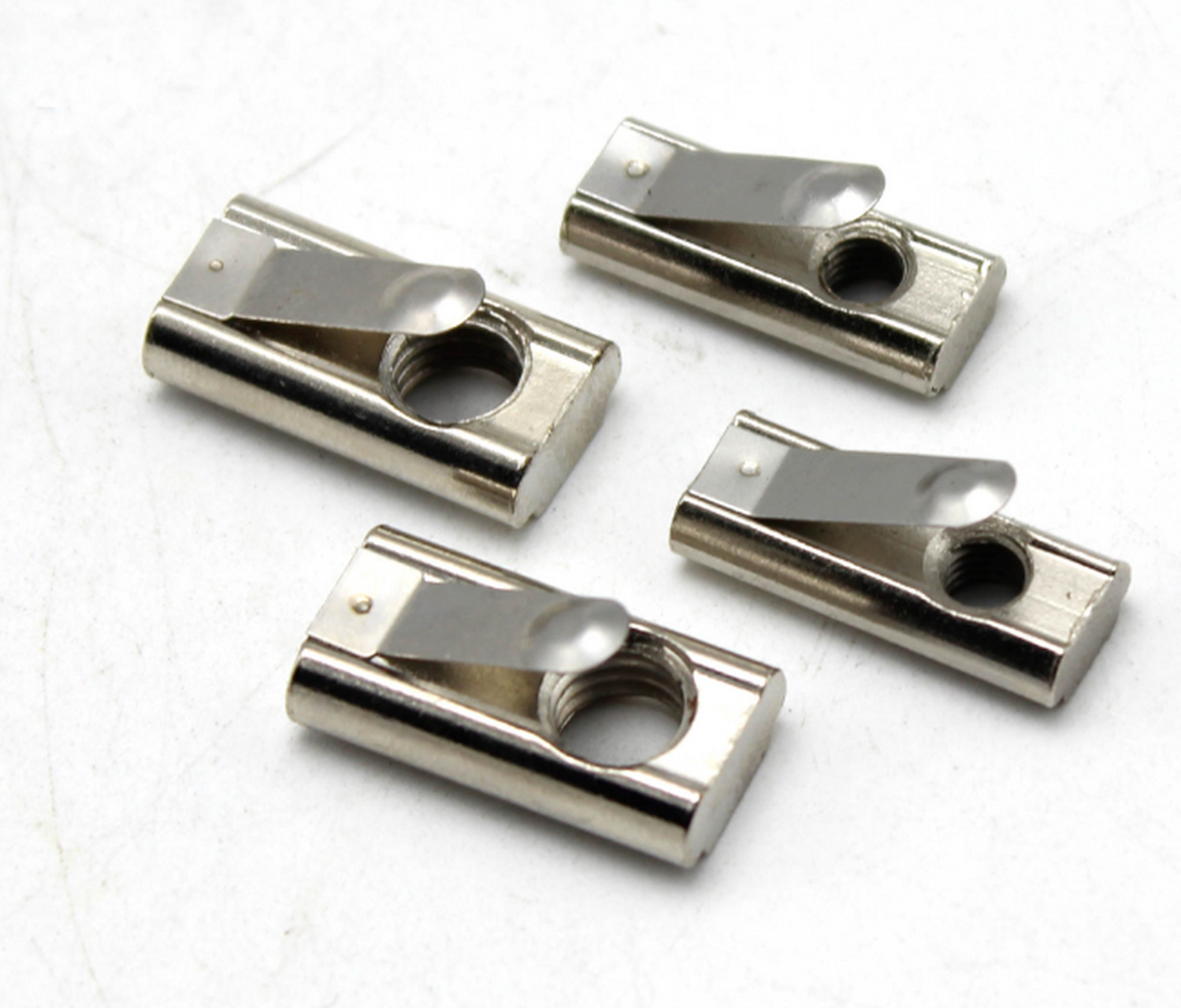 今日紧固件设计图分享:国标30系列的单点弹片螺母,304不锈钢的,30-m5.