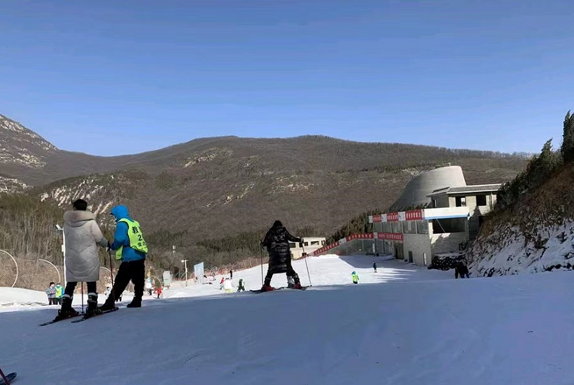 登封滑雪场图片