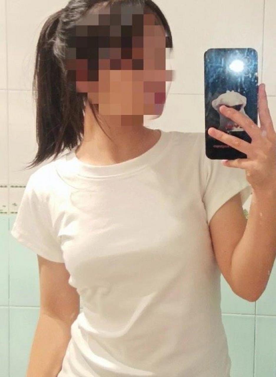 初三女生因身材好,穿短袖被同学质疑擦边!