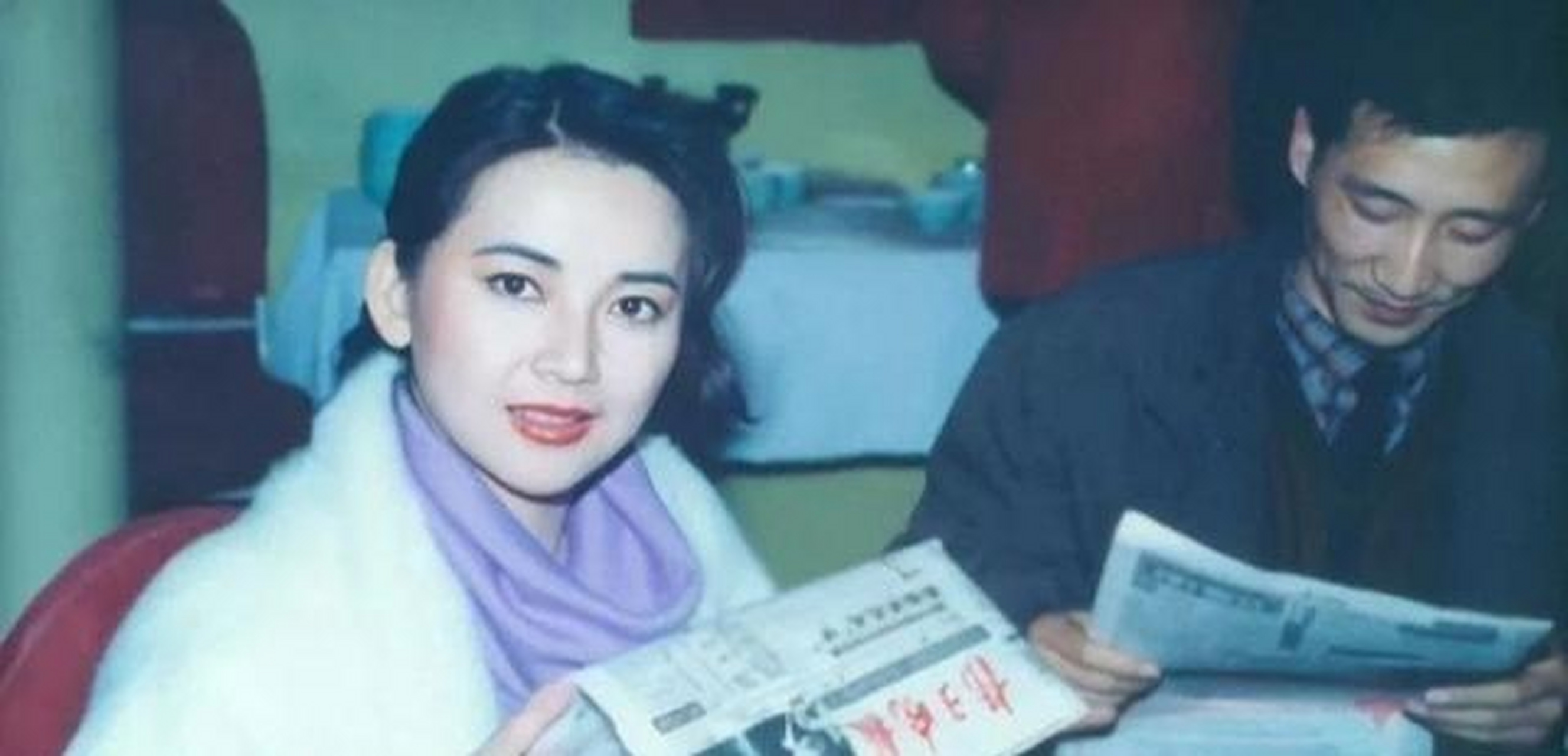 唐重生有心向善,在说完"我对胡慧中的爱始终也没有变过"这句话之后,便