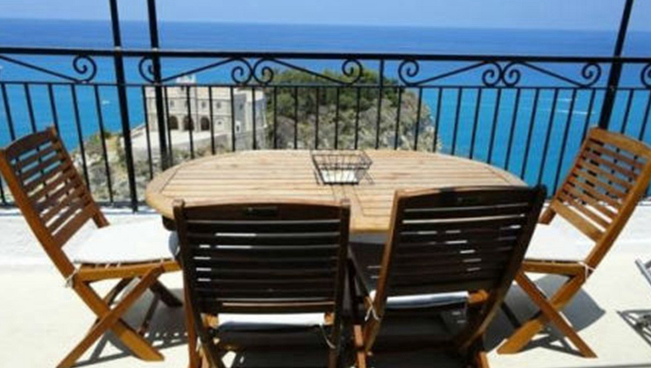 在人海中盲目跟从