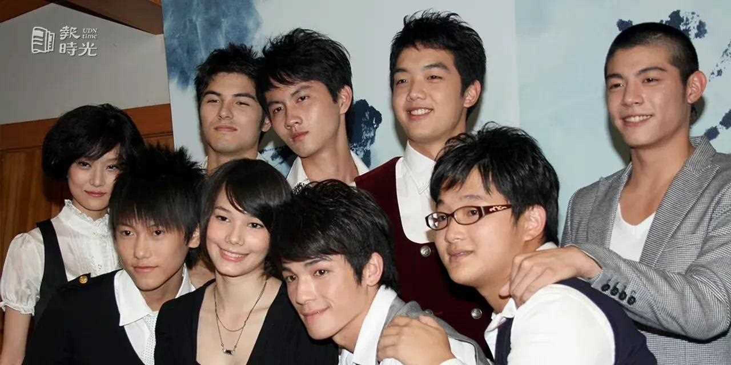 年电影《九降风》的9位演员:凤小岳,王柏杰,初家晴(左1),纪培慧,张捷