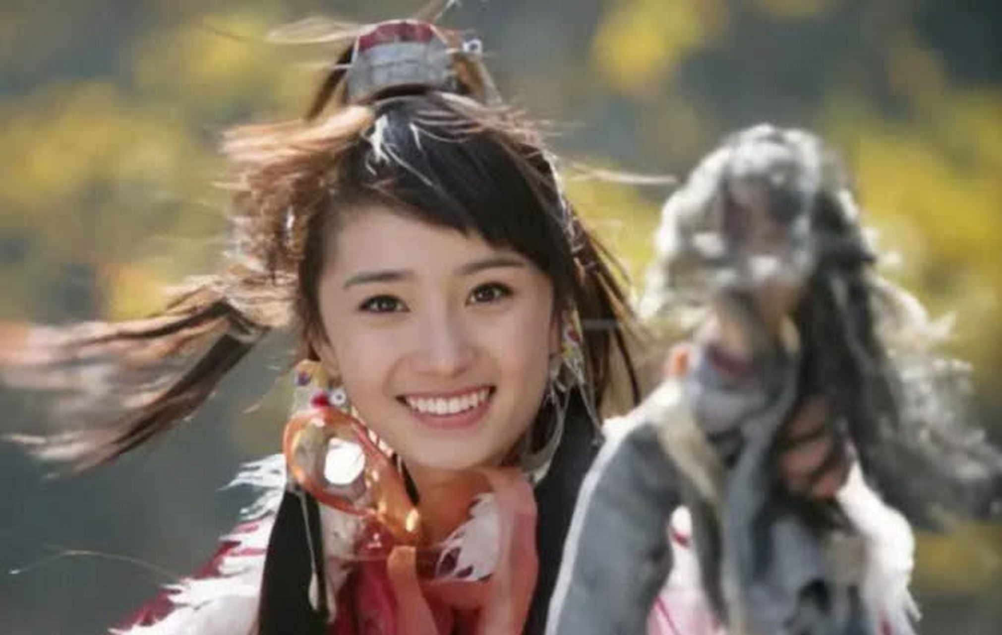 杨幂饰演的郭襄当年真是太美了,才20岁[抠鼻]