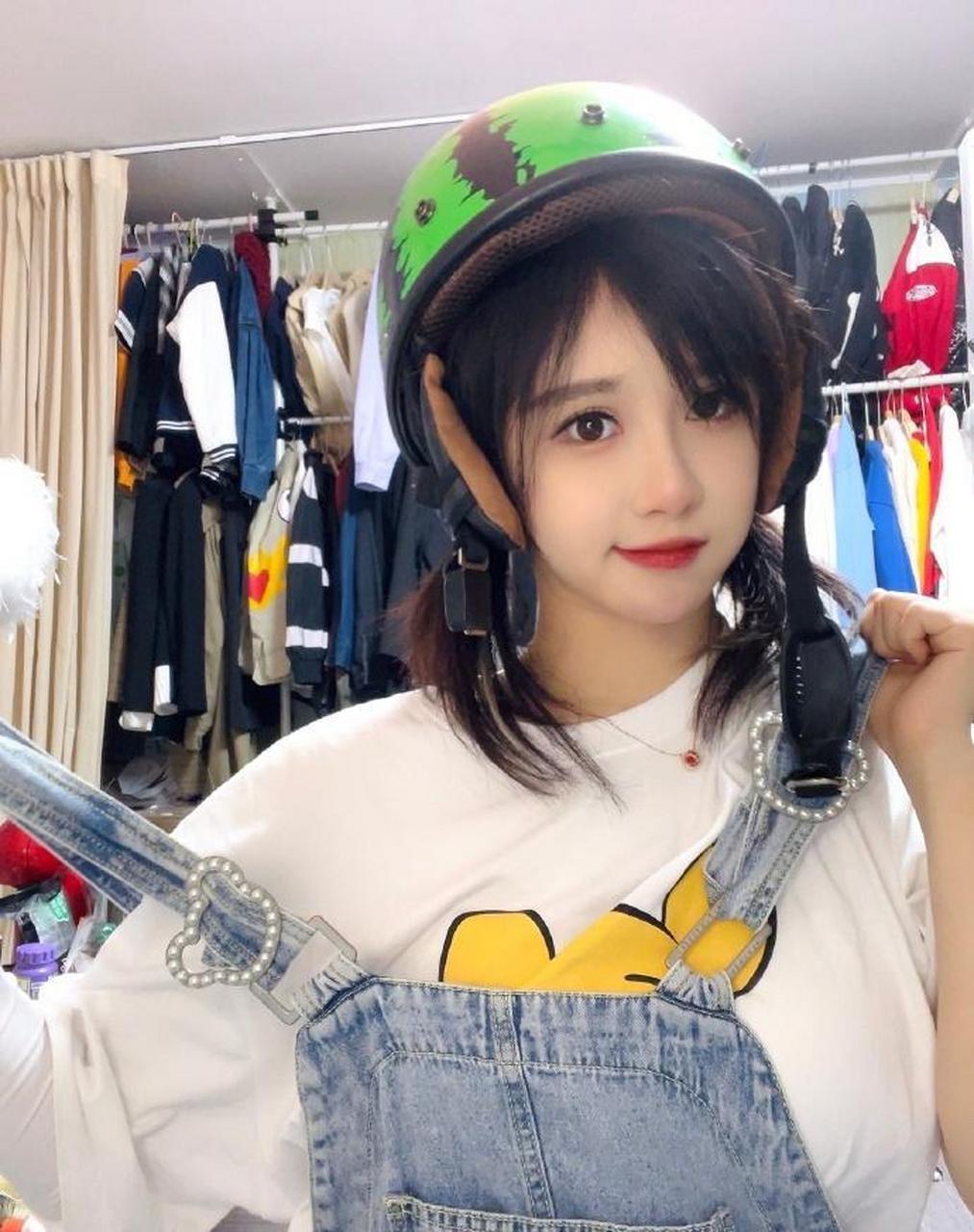 美女艺人snh48段艺璇迷人美照欣赏,好可爱啊