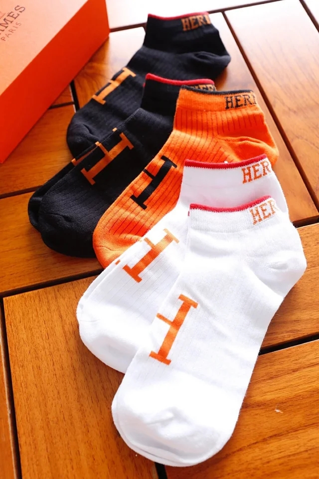 爱马仕男士春夏纯棉袜子