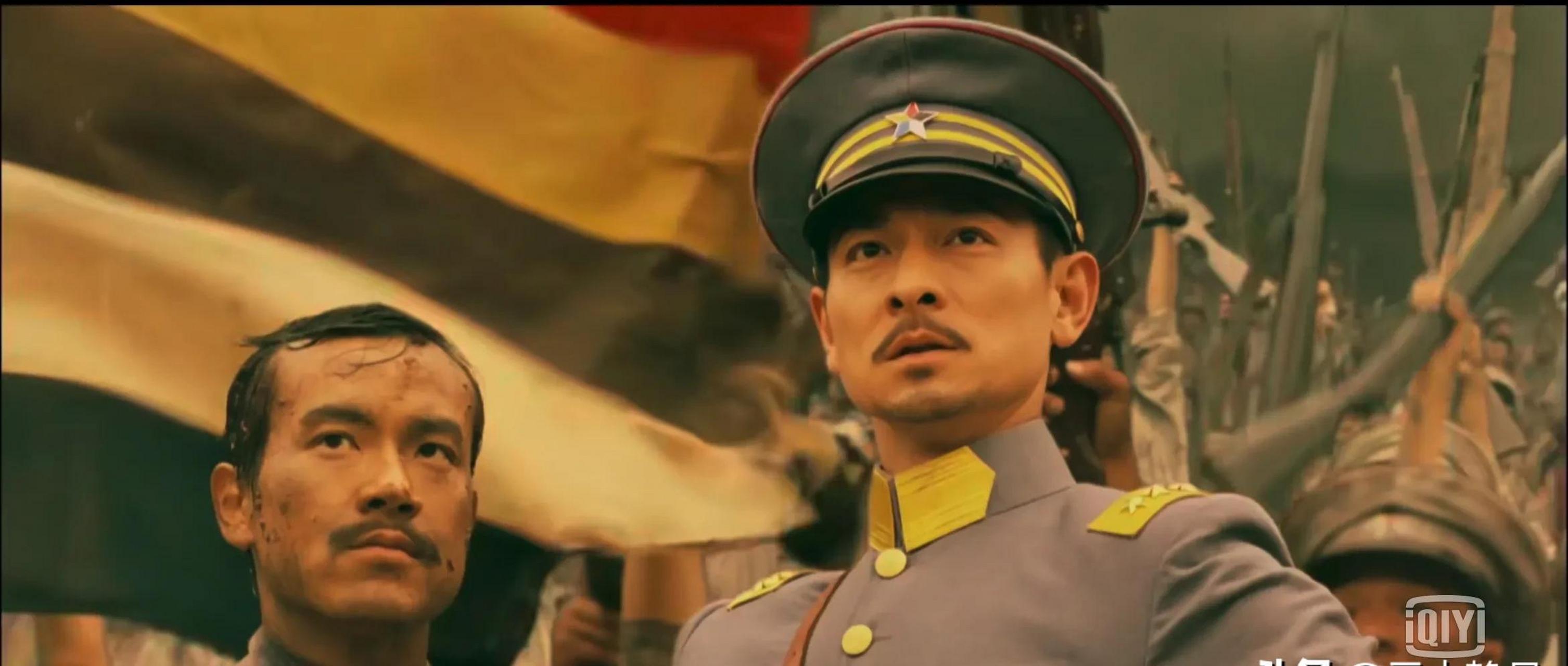 重温《建党伟业》,看到这块总有种莫名的不适,湖南人蔡锷将军说着一口