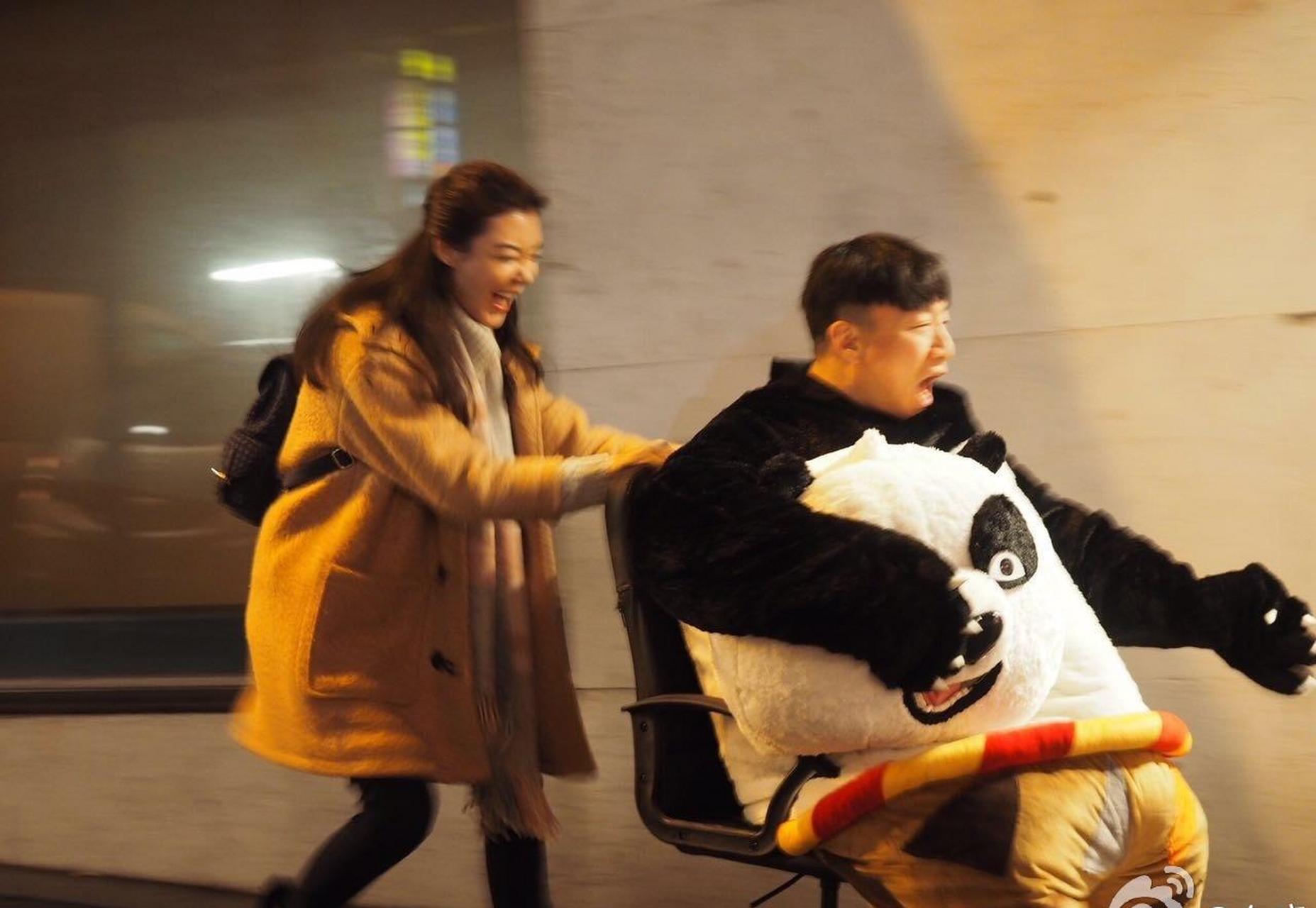 gif创作人# 原来车晓与孙红雷也这么般配啊,两人之前在美国洛杉矶