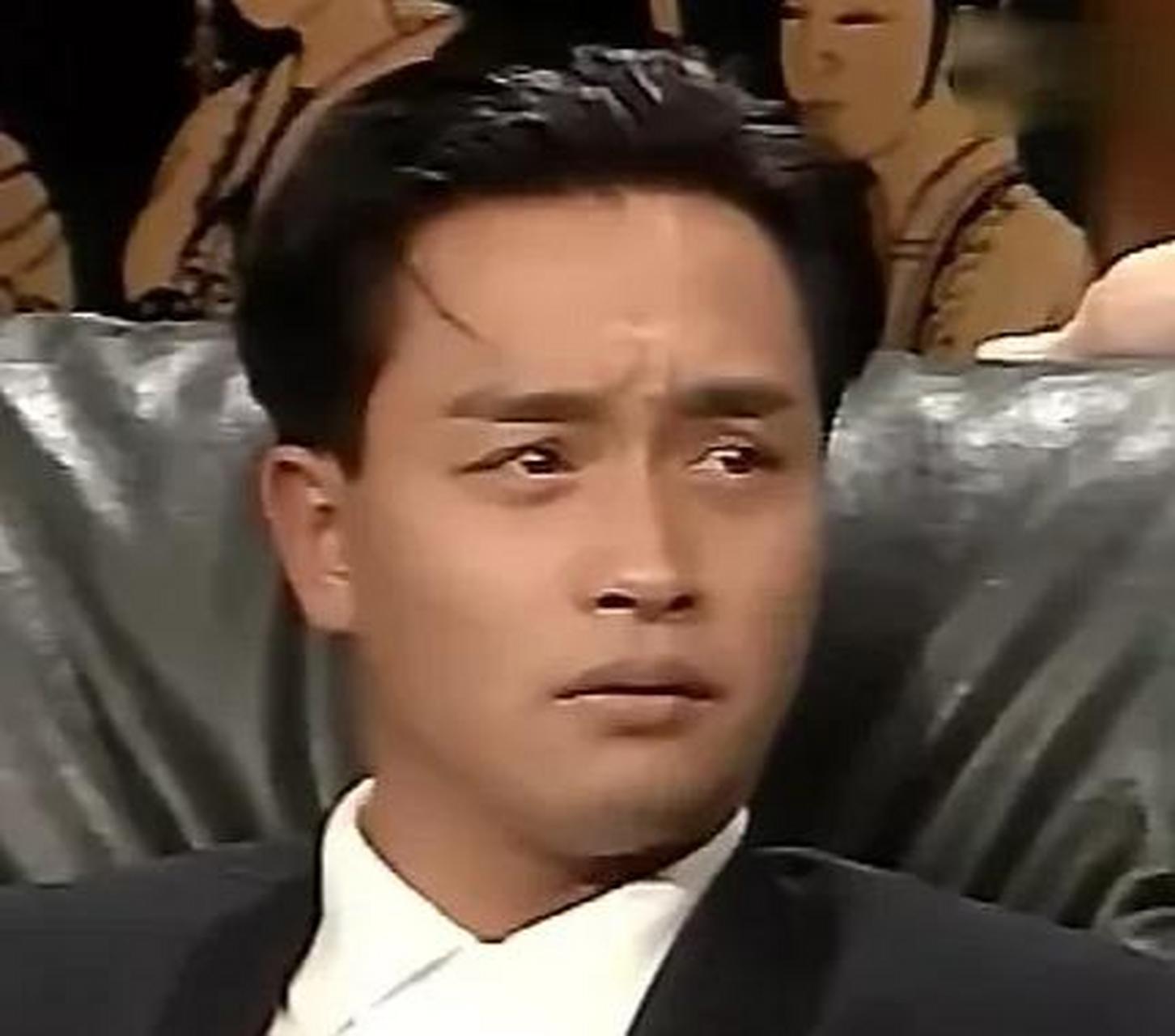 在一次采访中,主持人单刀直入的问张国荣:说说王祖贤吧,王祖贤的感觉