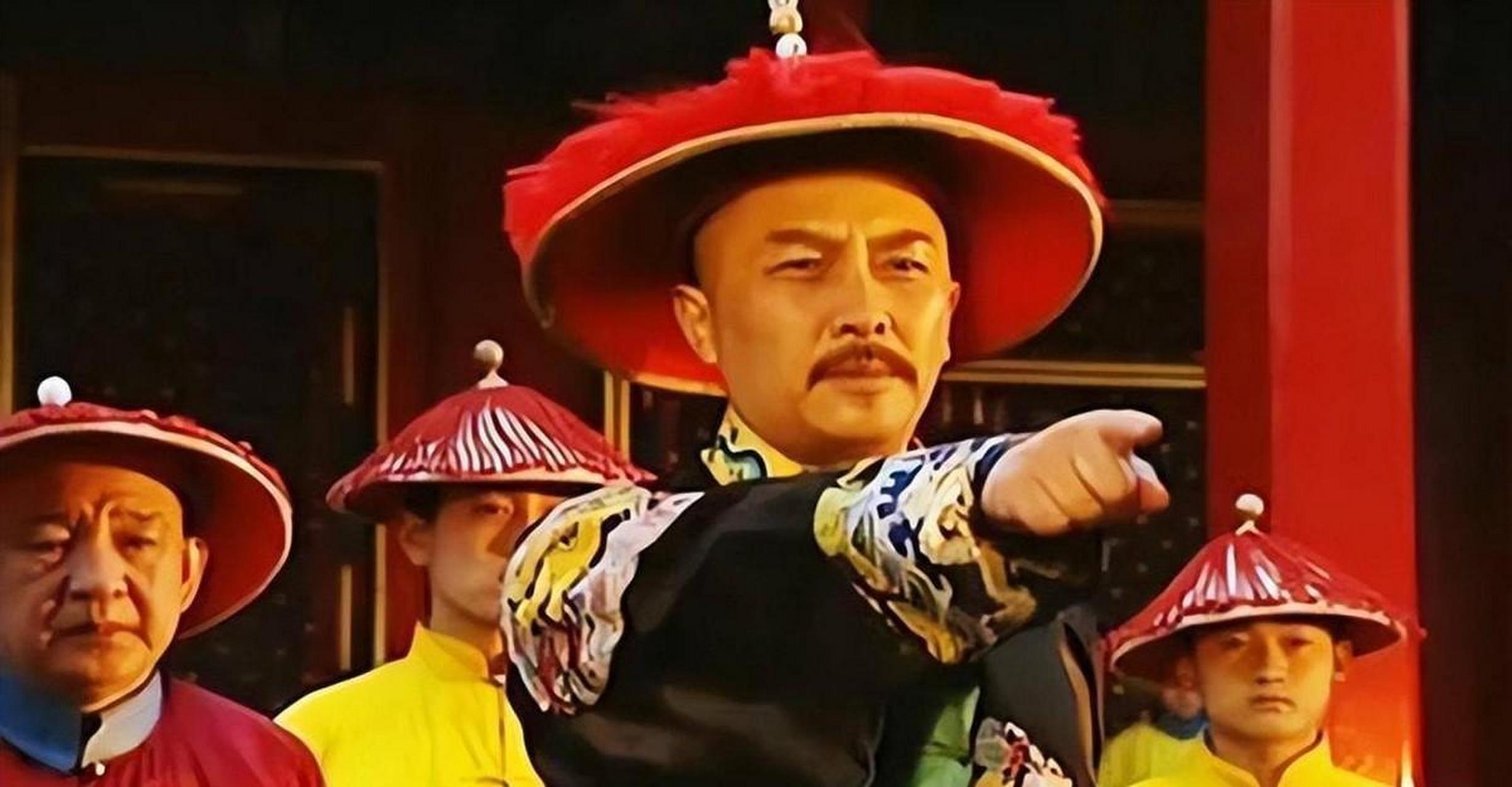 雍正皇帝是清朝在中国的第五位皇帝,他继承了父亲康熙皇帝的王位,康熙