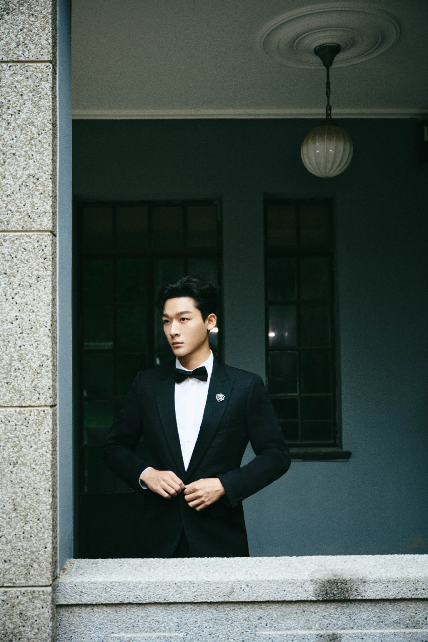 星闻#  感觉今晚白玉兰红毯张晚意正脸侧脸好帅气啊 67,发型和造型