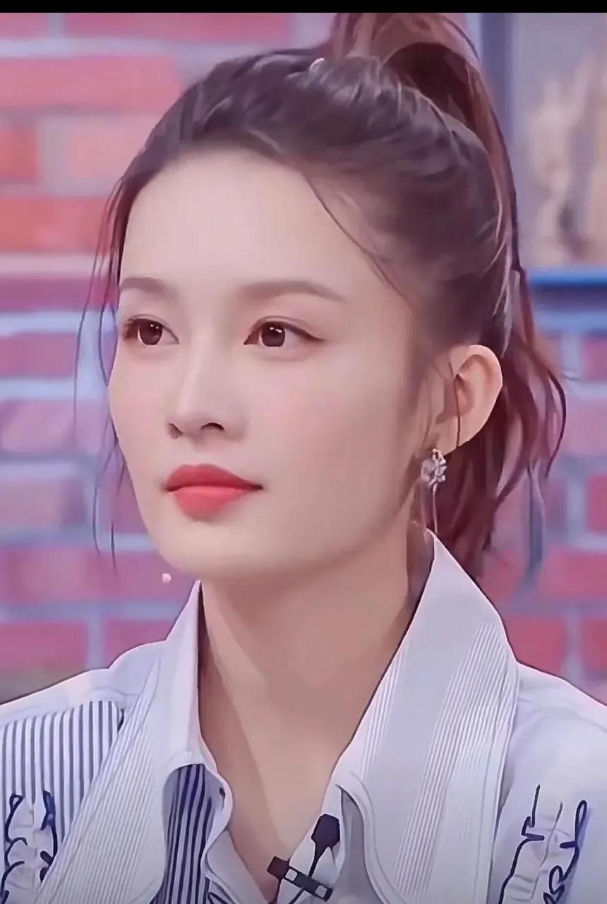喜欢李沁的宝宝们看过来  记得点赞收藏哦图人美心善