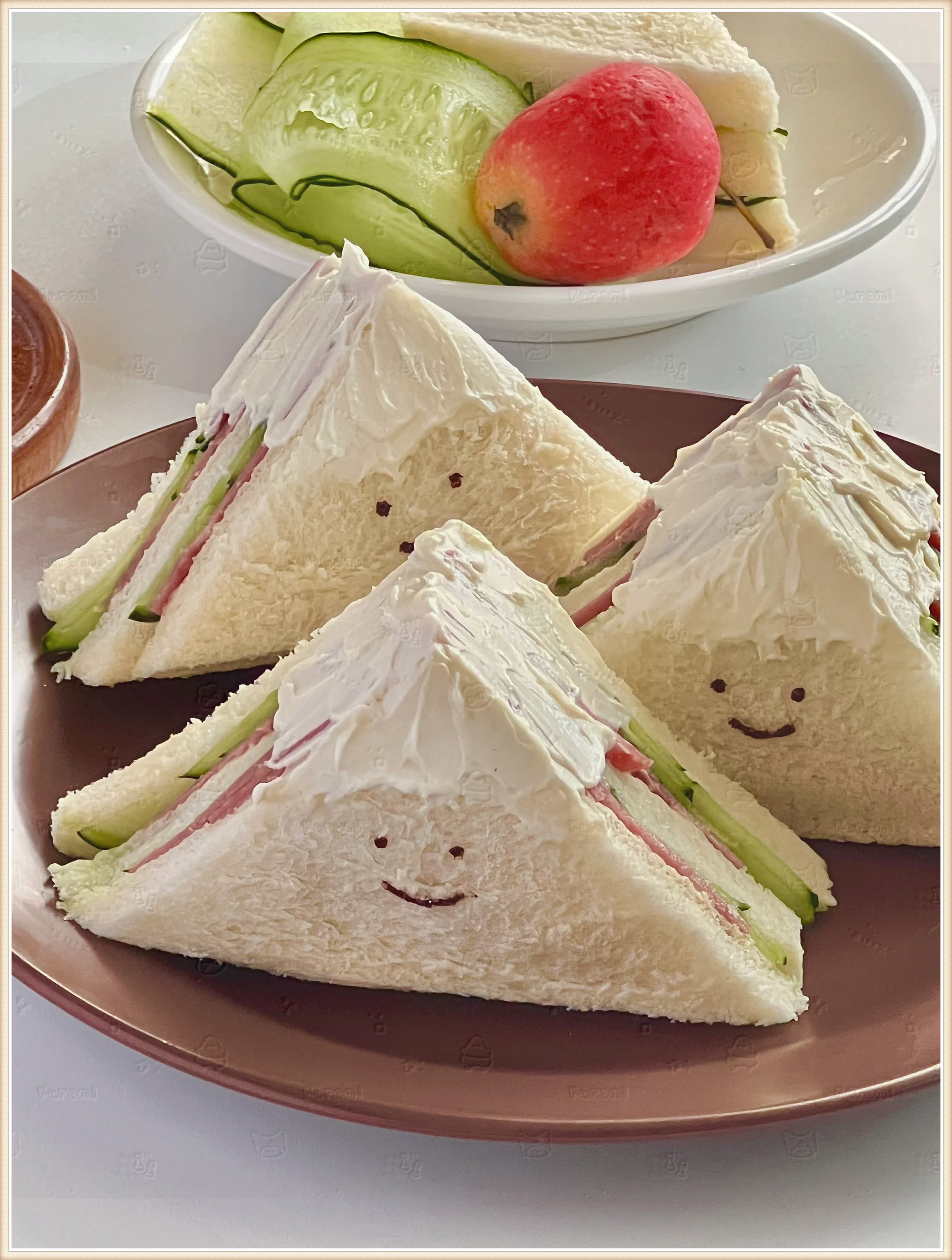 火腿黄瓜小雪山三明治