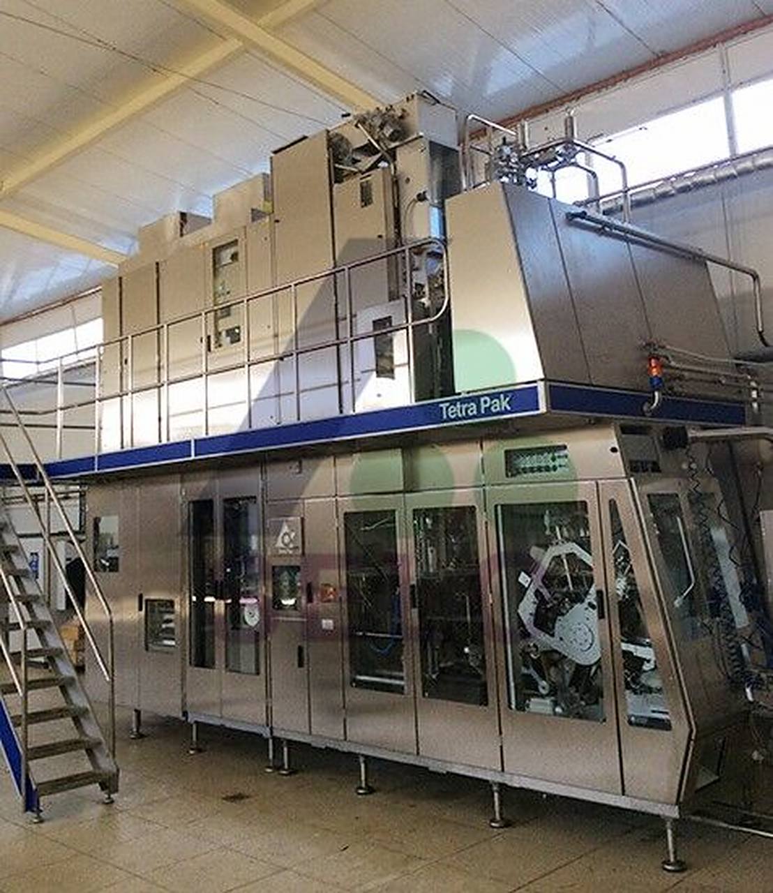 利乐a3 flex 柔性灌装机 (二手) 产能: 5000-8000包/小时 主要包型