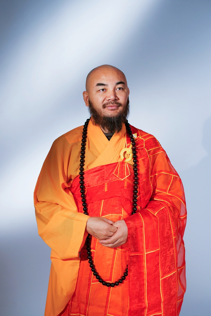 要找到矿石宝藏并不难,但得先把浮土刨光