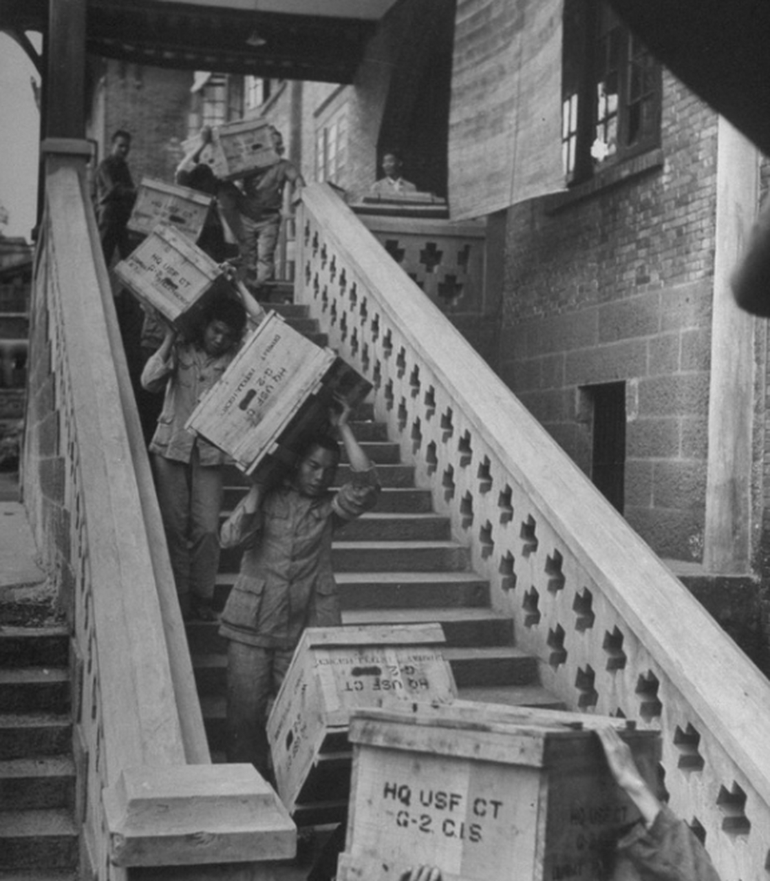 历史老照片#  1945年重庆老照片,抗战胜利之初的重庆百姓生活(4)