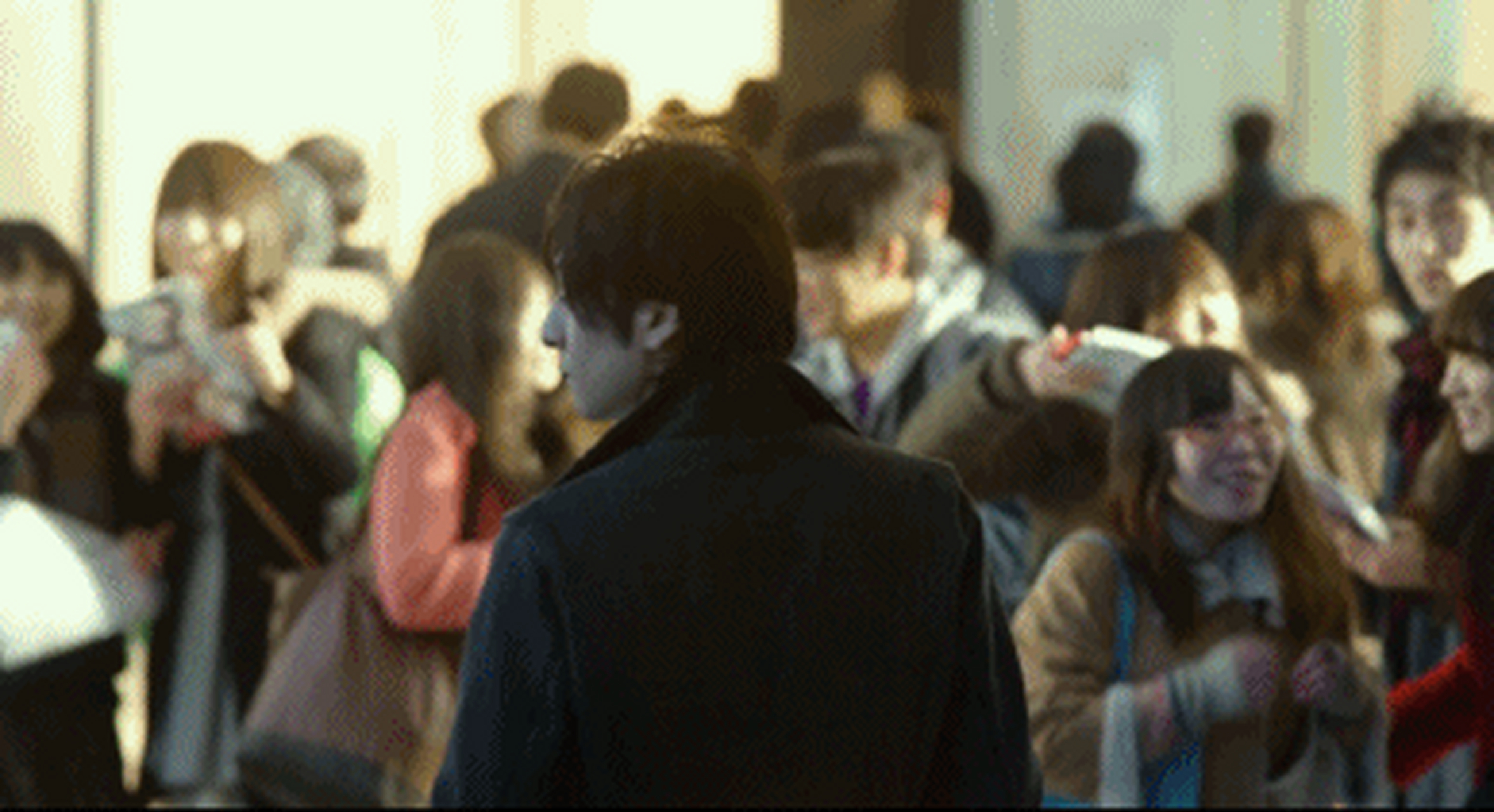 生田斗真2010年2月,主演剧情片《人间失格》,获得第53回日本电影蓝