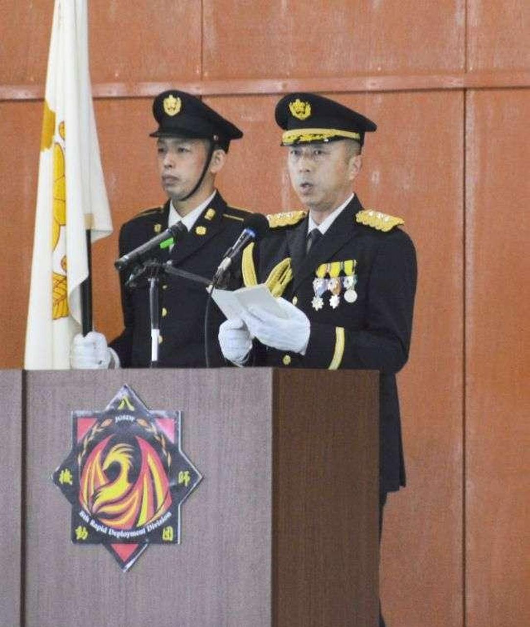 按照日本陆自的说法,飞机上有10个人,日本政府方面人士表示陆上自卫队