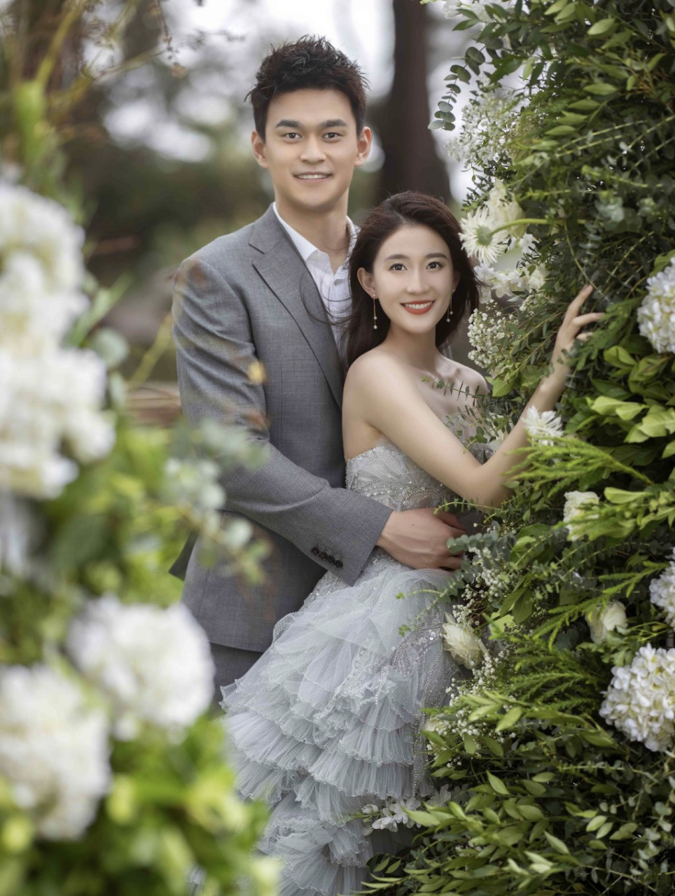 今天,游泳运动员孙杨官宣与前中国艺术体操队员张豆豆结婚.