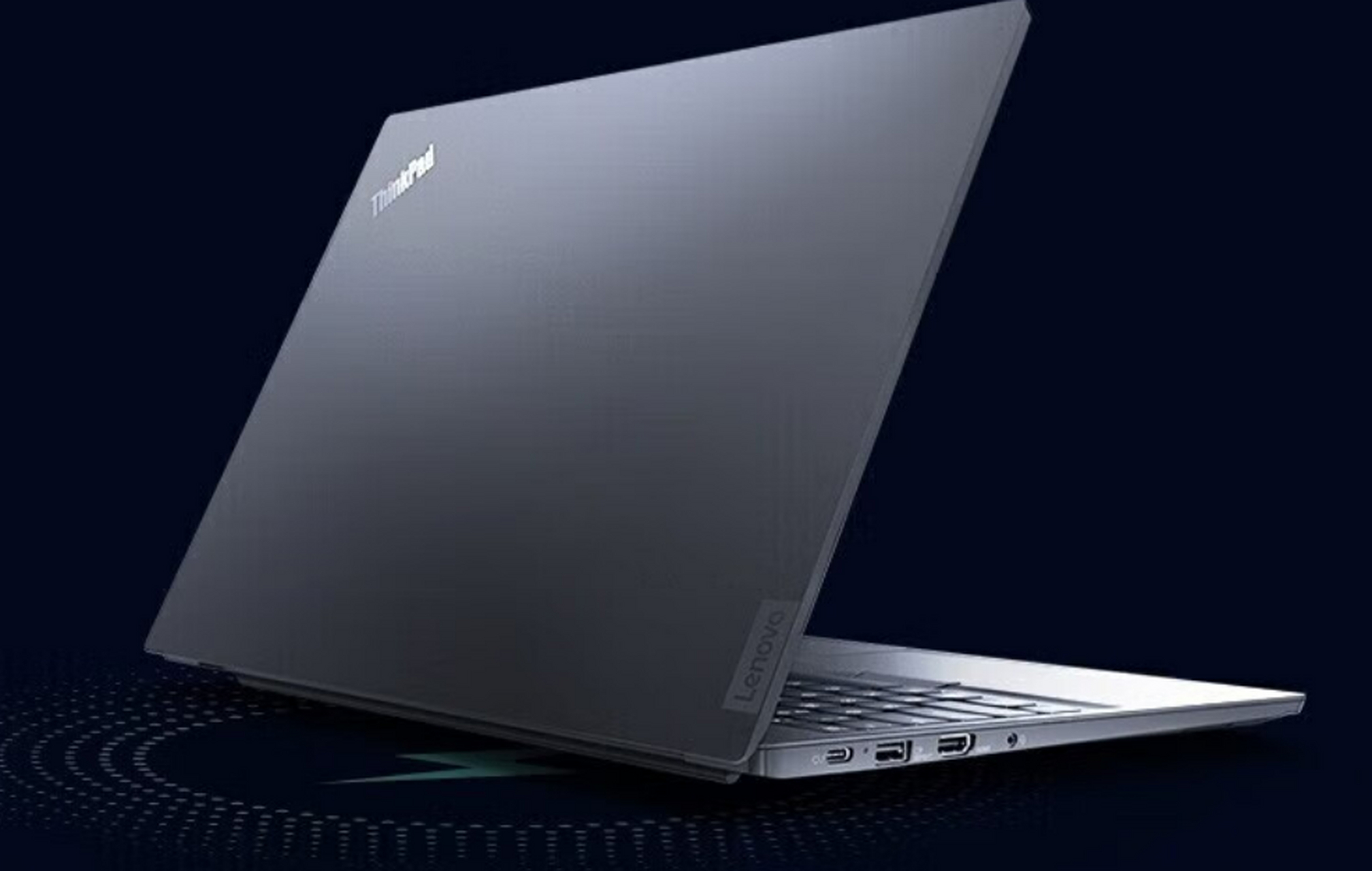 今天,我们来聊聊联想thinkpad e15,这款笔记本好评率高达99%,究竟有何