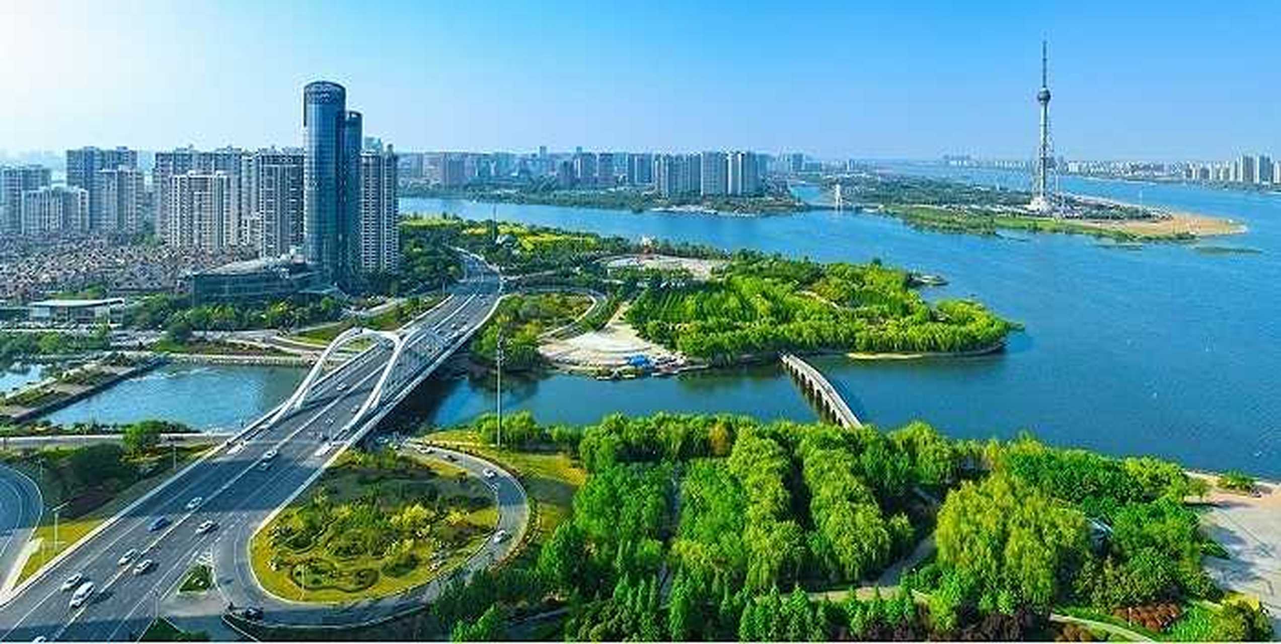 2022年兰山区gdp为1357.8亿,占全市总量的23.5%.