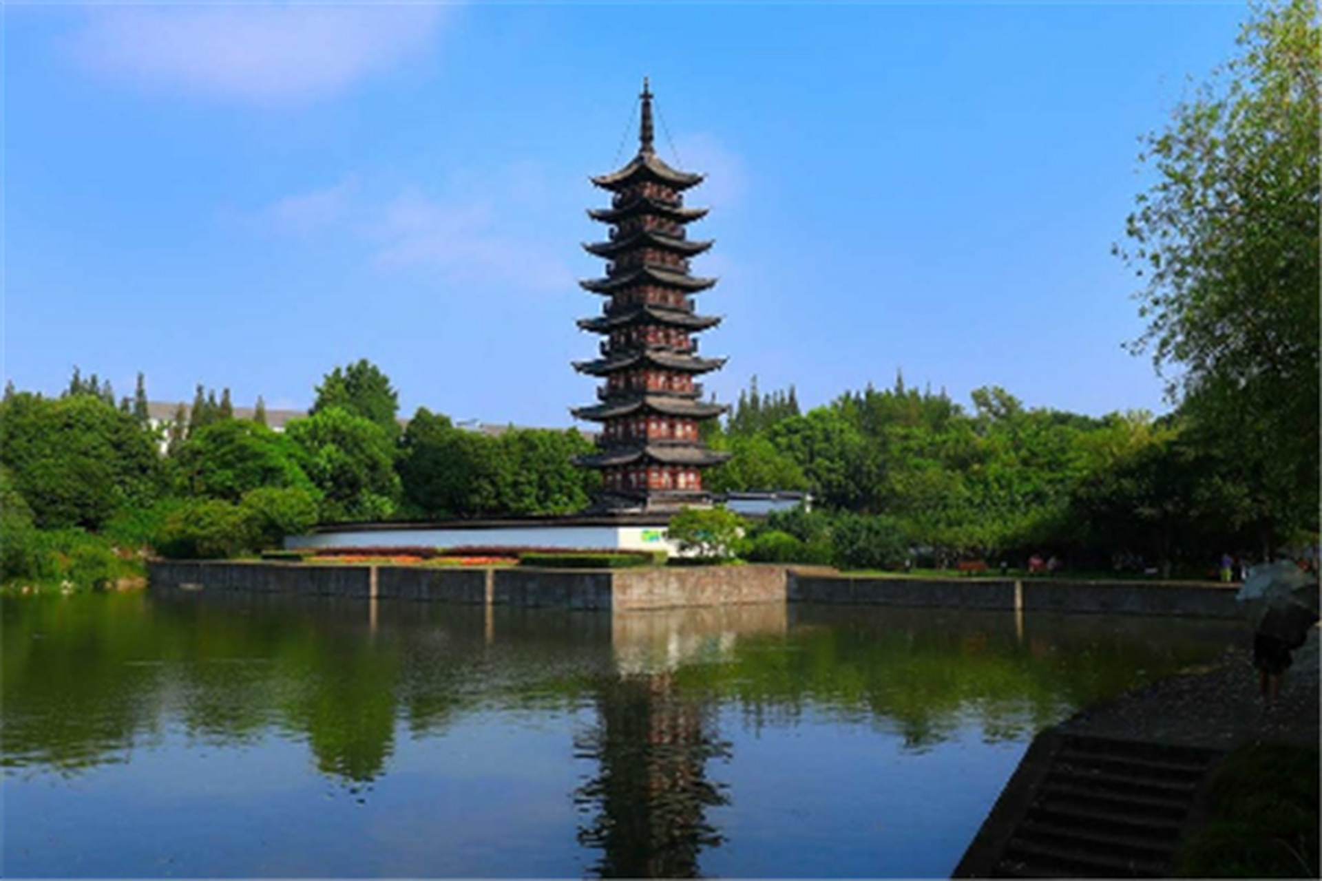 上海松江最好玩的景点,去过三个算不错 一,方塔园 二,佘山国家森林
