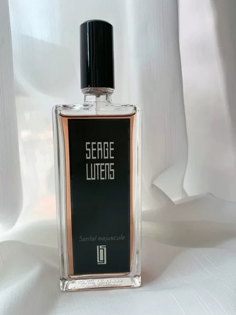 芦丹氏的香水真的很高级,大写檀香这个味道非常低调,适合各种场合!