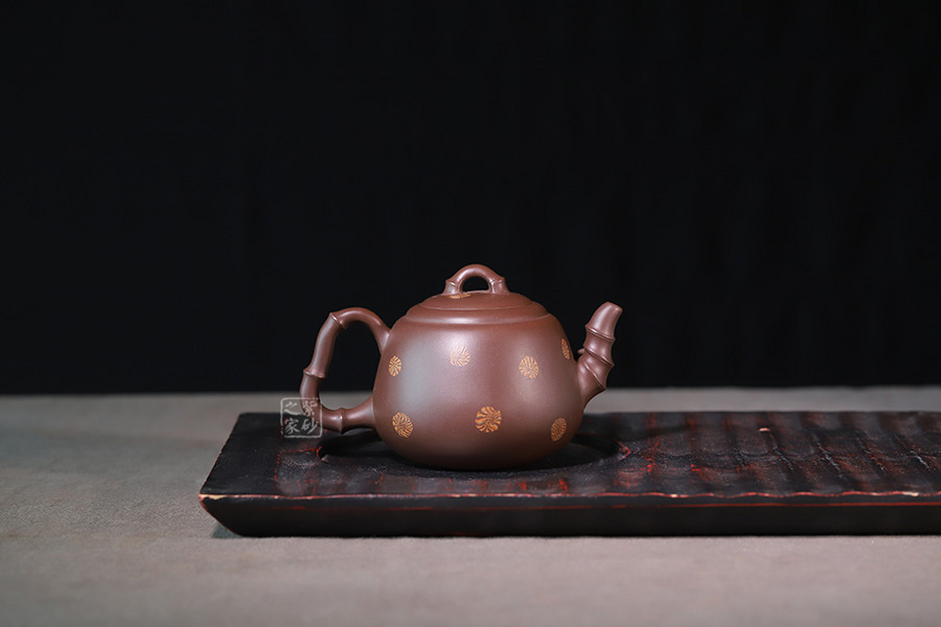 绞泥紫砂壶,有喜欢的吗?