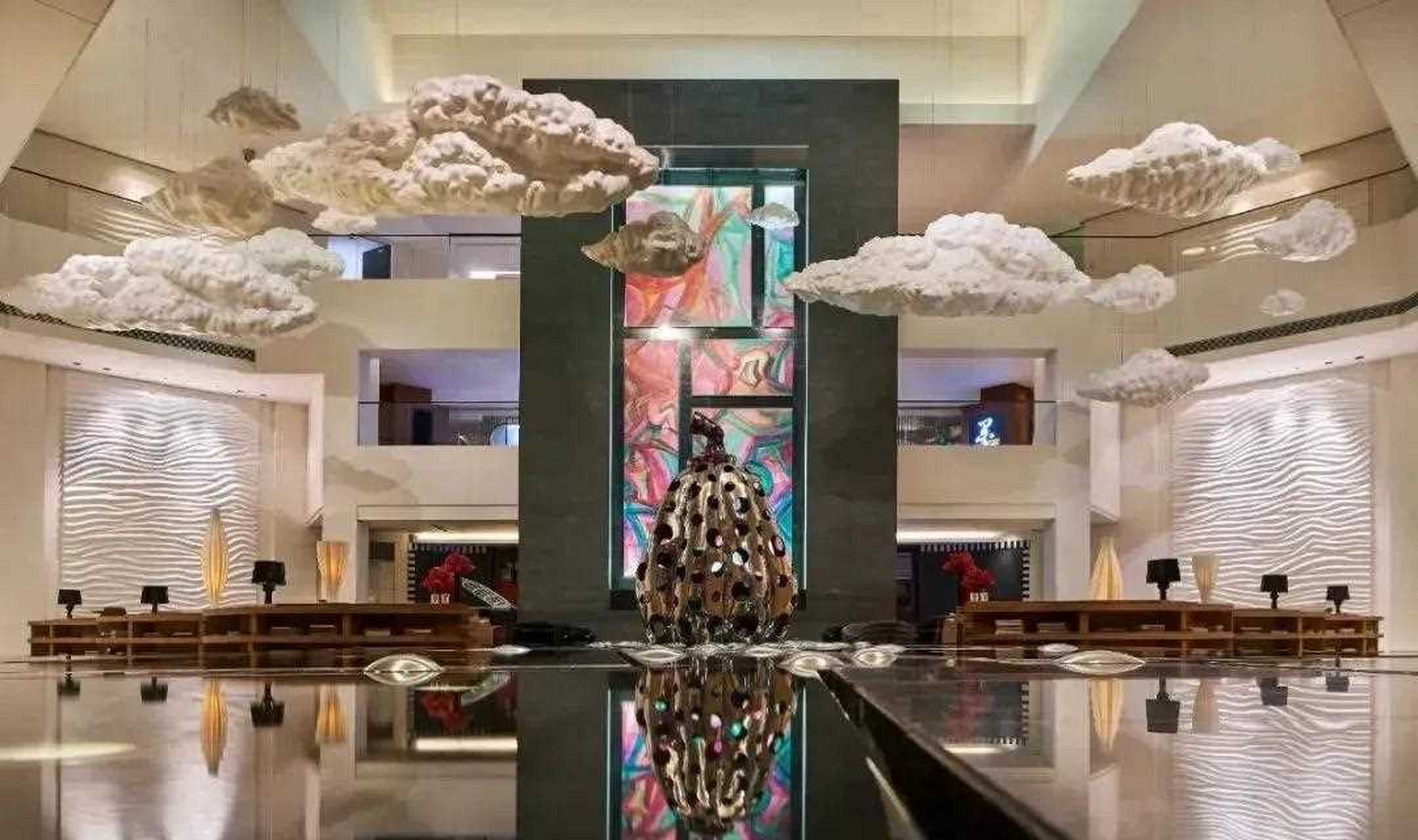 上海万和昊美艺术酒店,作为目前全球最大的艺术酒店,上海万和昊美艺术