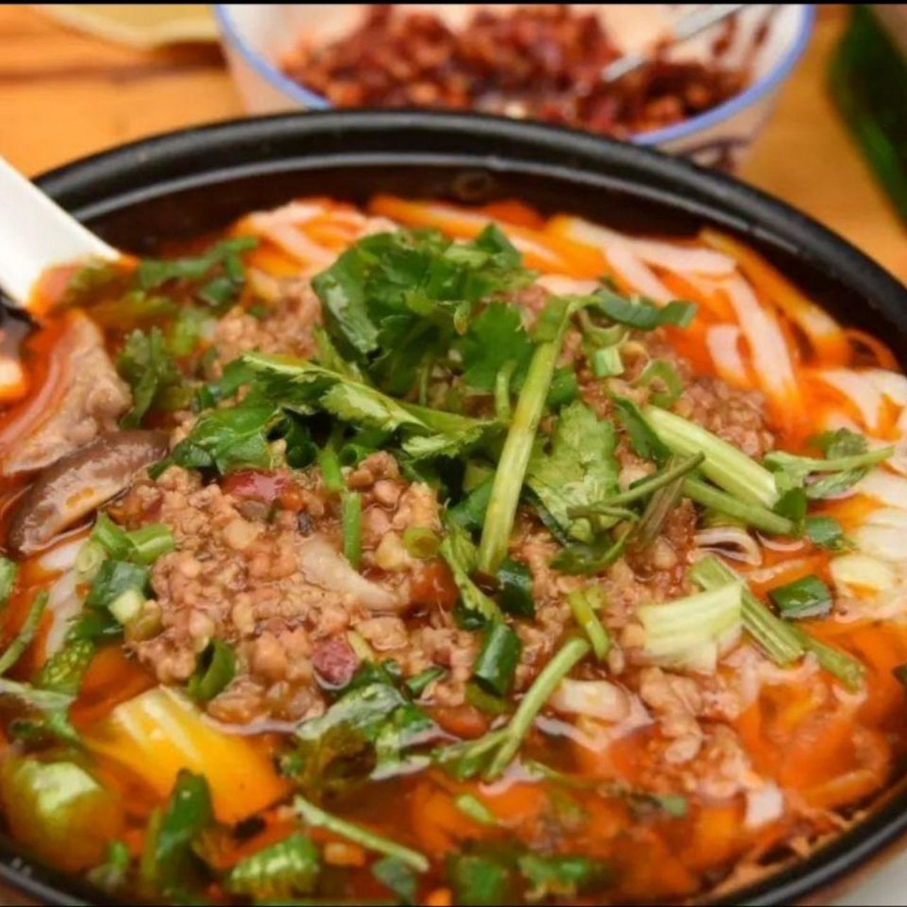 恩施豆皮"已不再是只有过年才能吃到的"奢侈品",只是,飘泊在外,远离