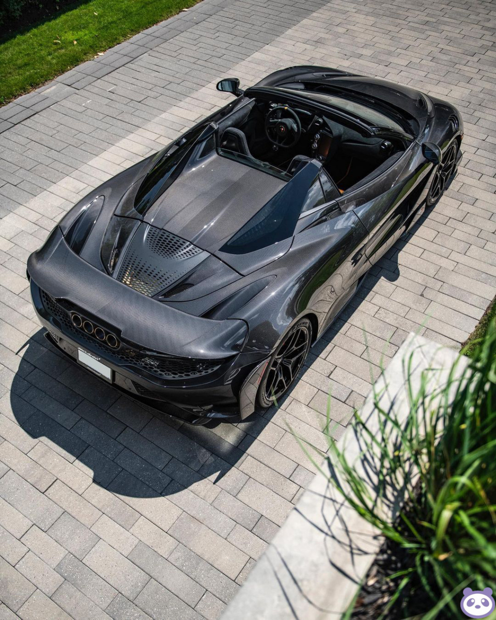 每天认识一辆车:迈凯伦765lt spider.