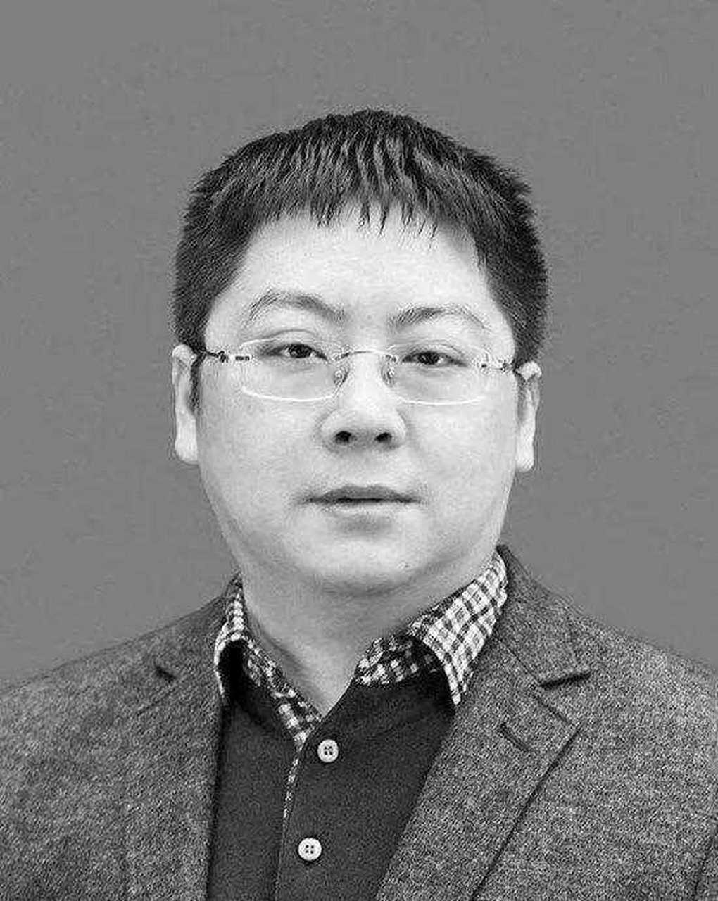 1982年,丁宁出生于安徽省蚌埠市丁岗村.