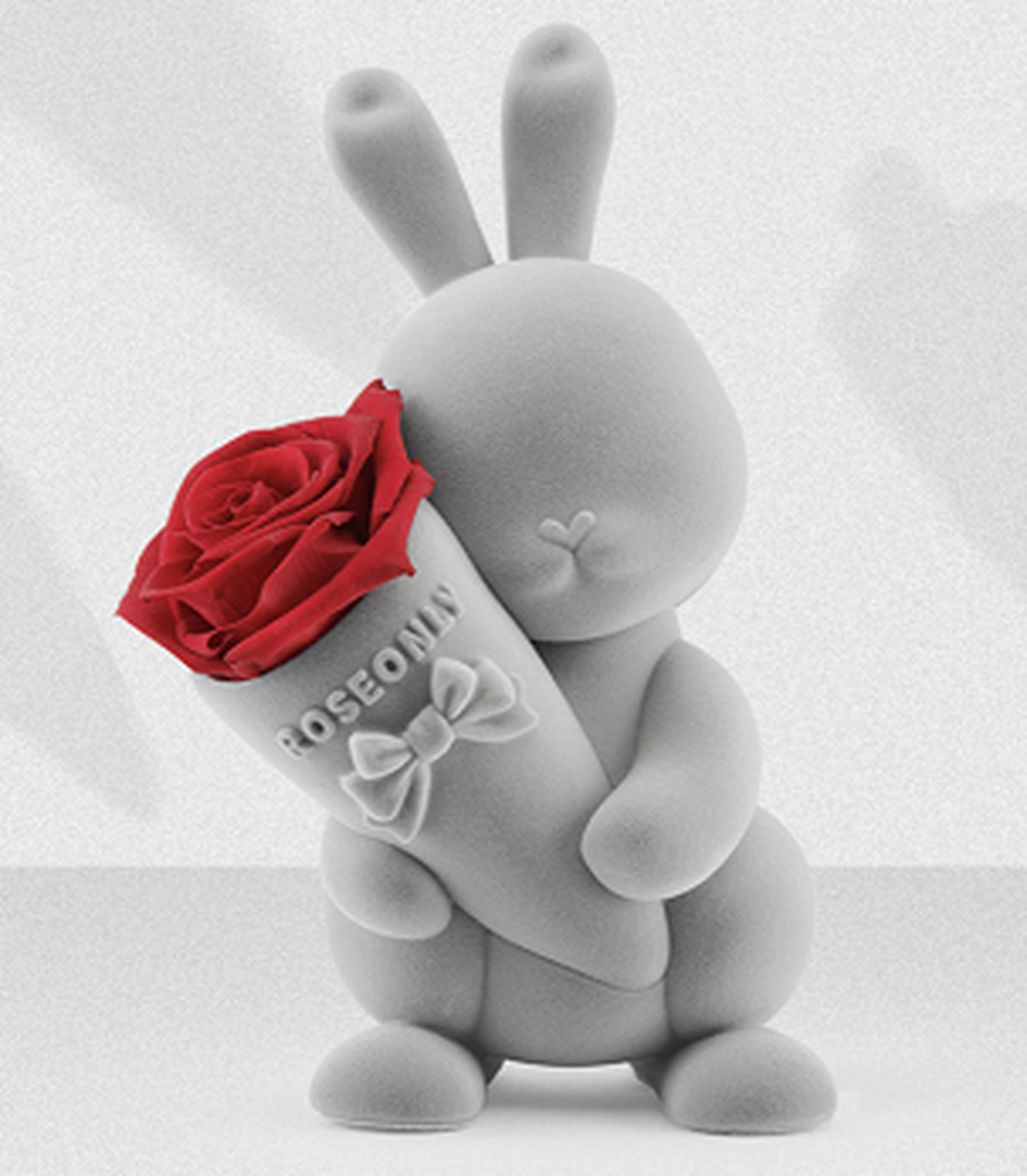 roseonly甜心兔站立版为她带来持久的浪漫,即便双方天各一方,也能时刻