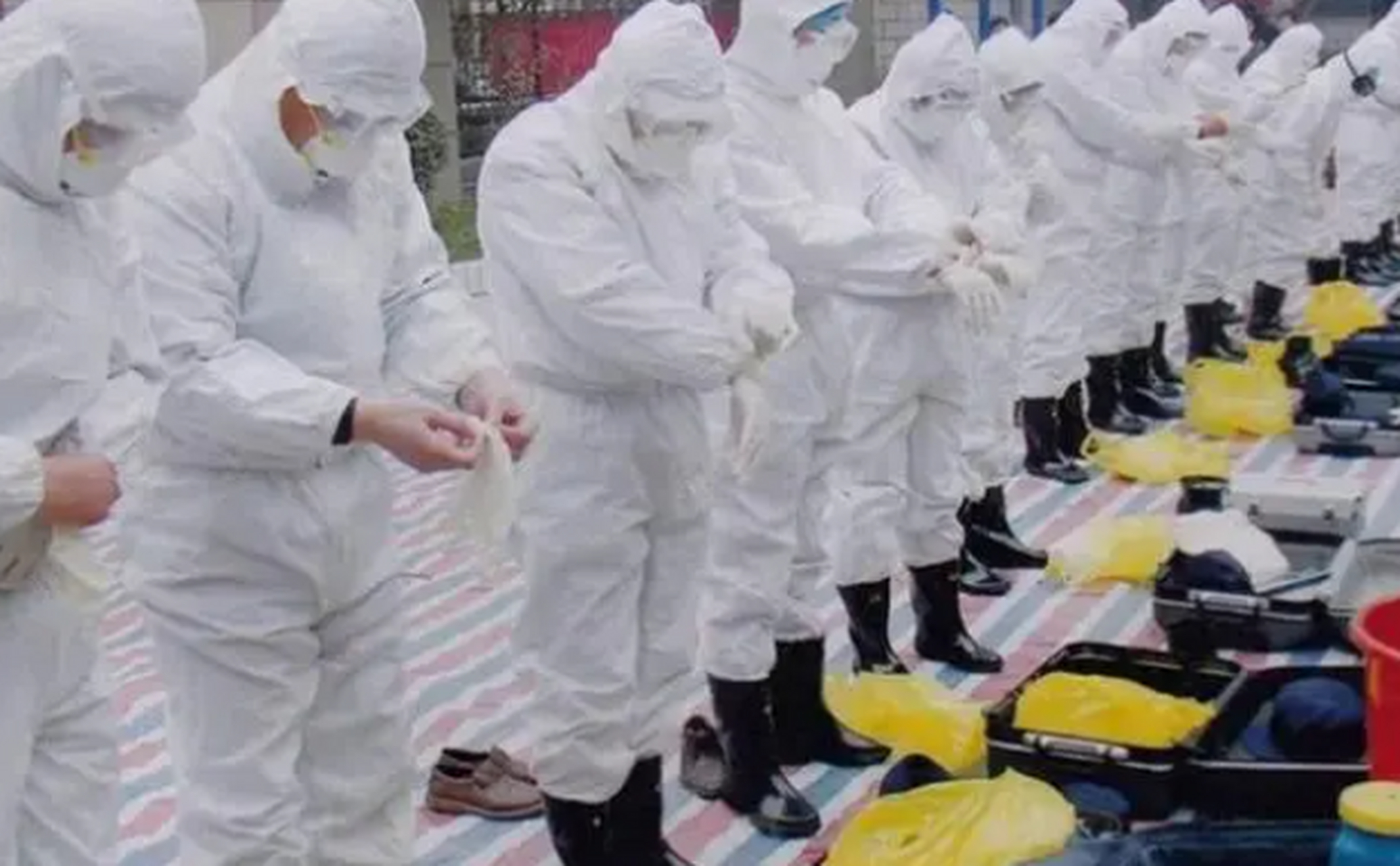 老照片还原2003非典,武汉新型肺炎,可怕无知可恨盲从